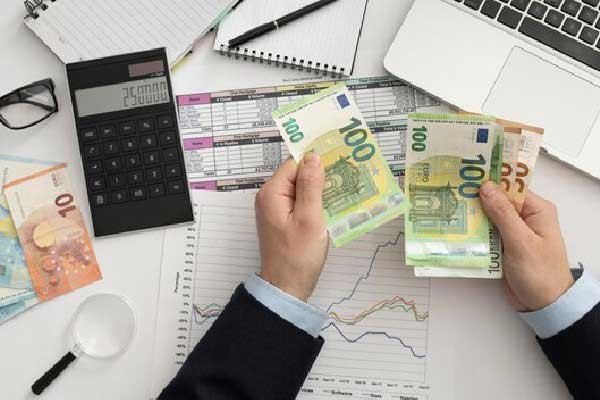 渤海汽车27亿元收购北汽模塑等四家公司 关联交易下的业绩拯救？|并购谈